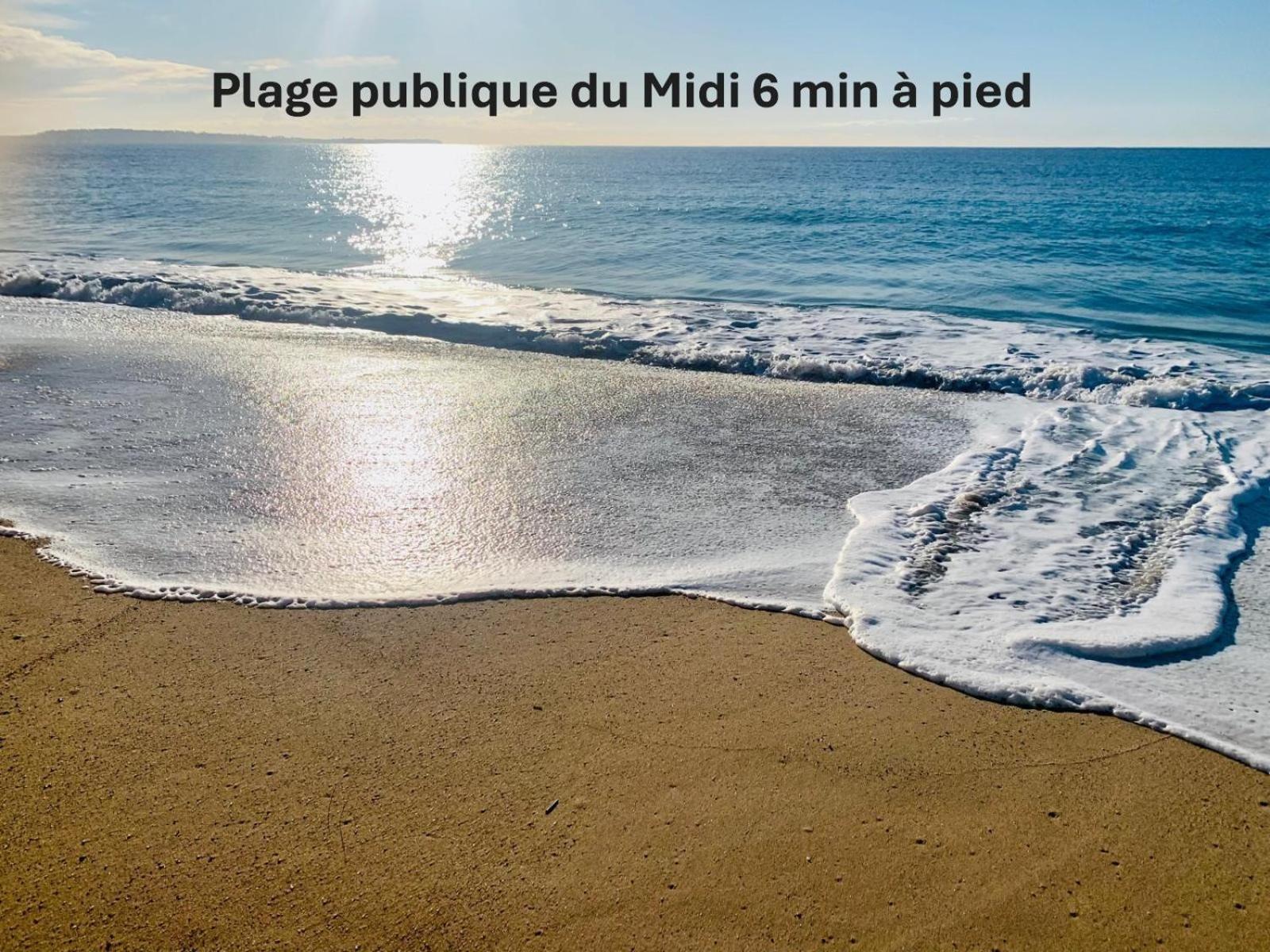 Superbe Duplex Idealement Situe Proche Plages Avec Grande Terrasse Vue Port !L A1B59 カンヌ エクステリア 写真